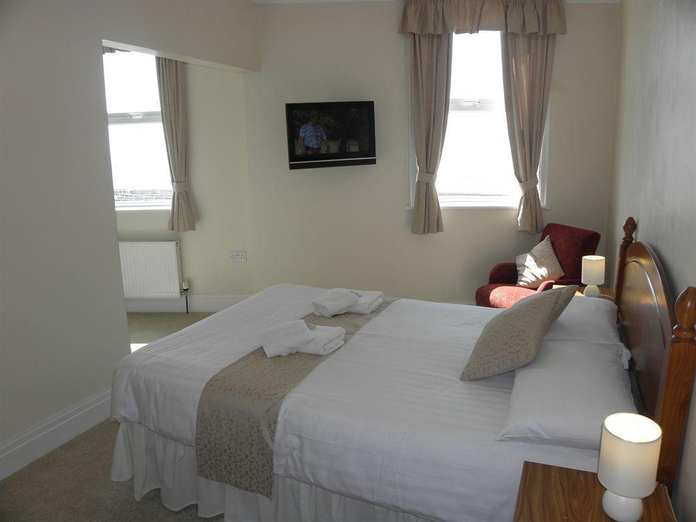 Mars Hotel Seaview Блекпул Екстериор снимка