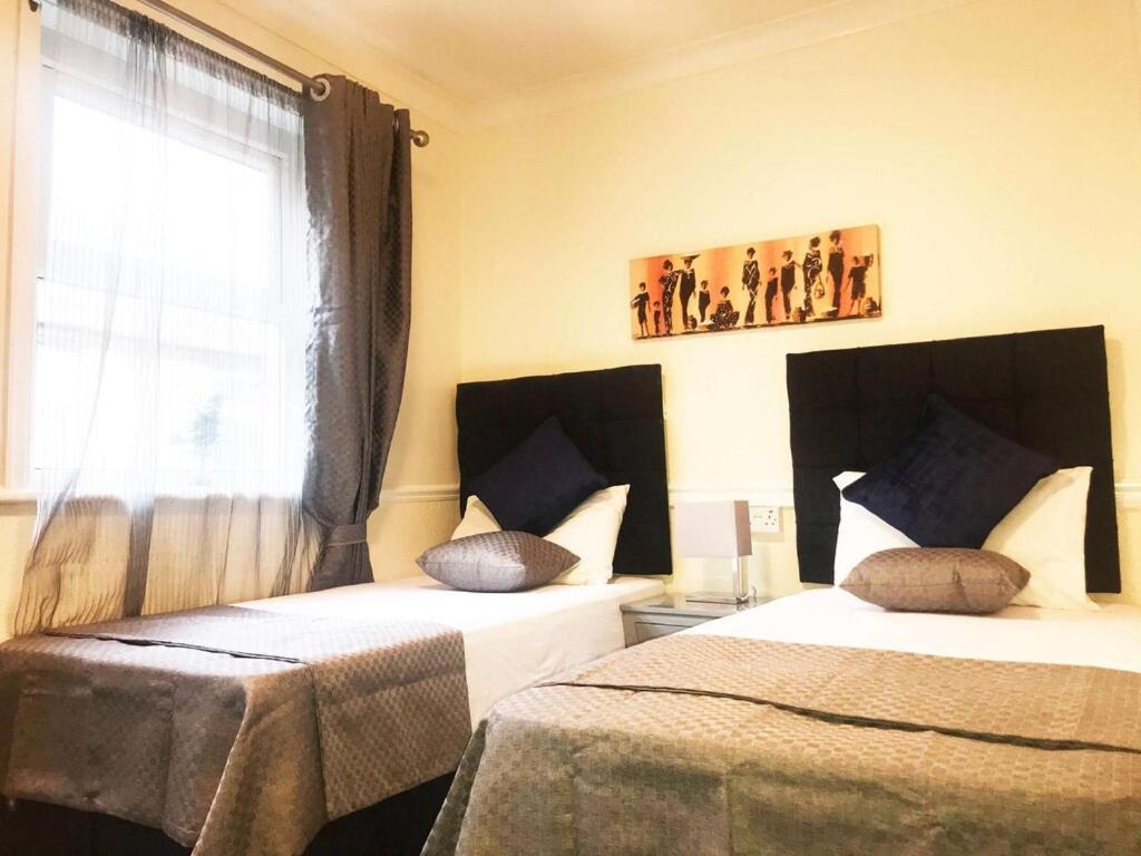 Mars Hotel Seaview Блекпул Екстериор снимка