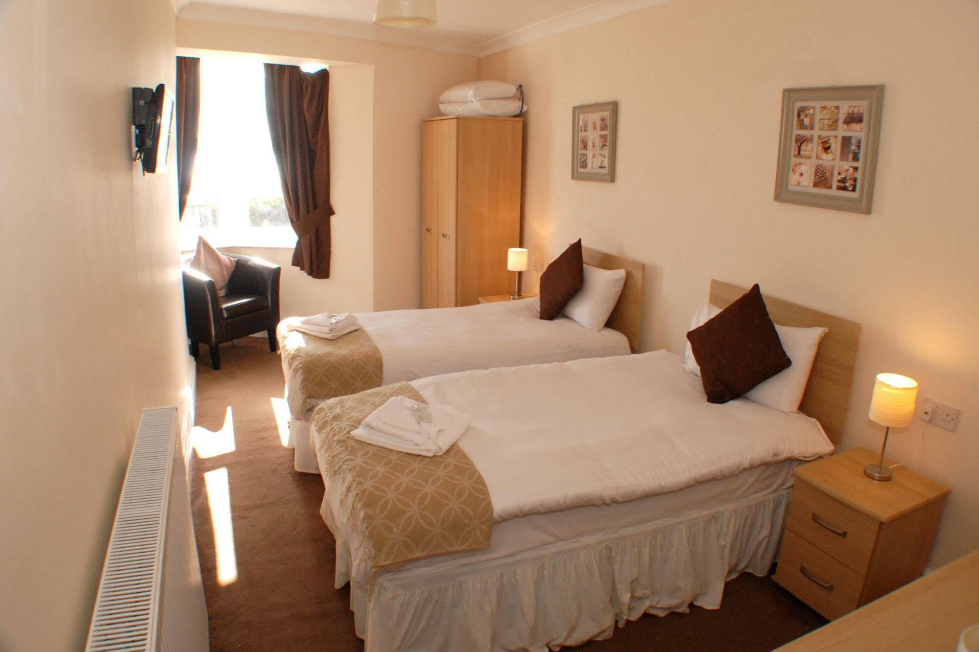 Mars Hotel Seaview Блекпул Екстериор снимка
