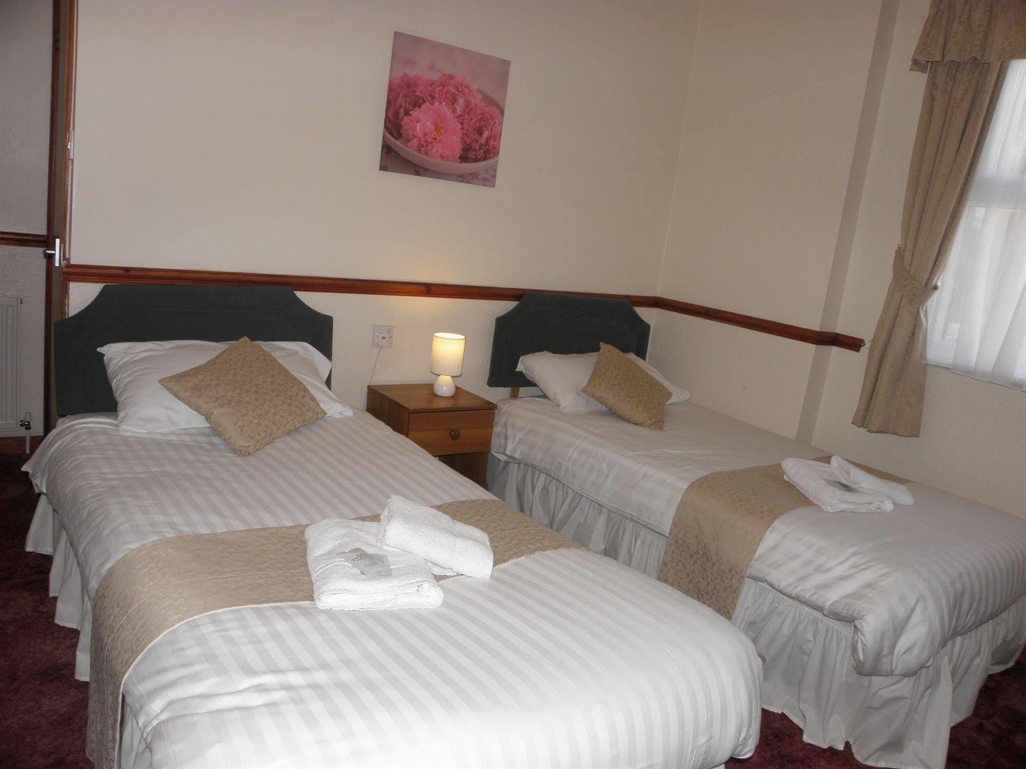 Mars Hotel Seaview Блекпул Екстериор снимка