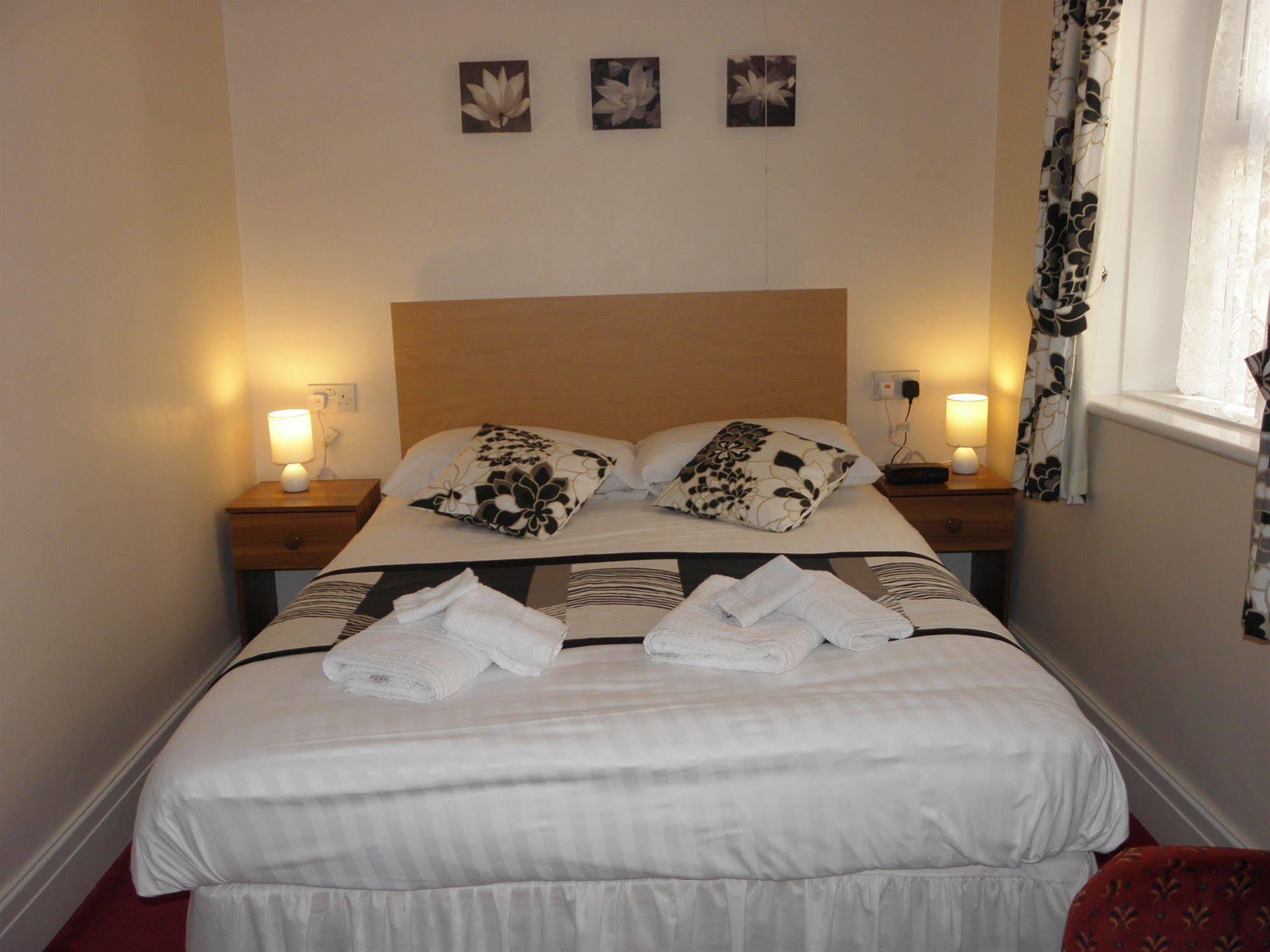 Mars Hotel Seaview Блекпул Екстериор снимка